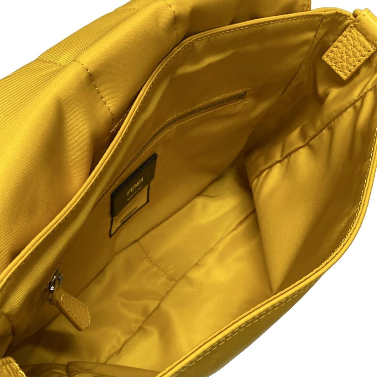 FENDI(フェンディ) ショルダーバッグ美品 バケットメッセンジャー