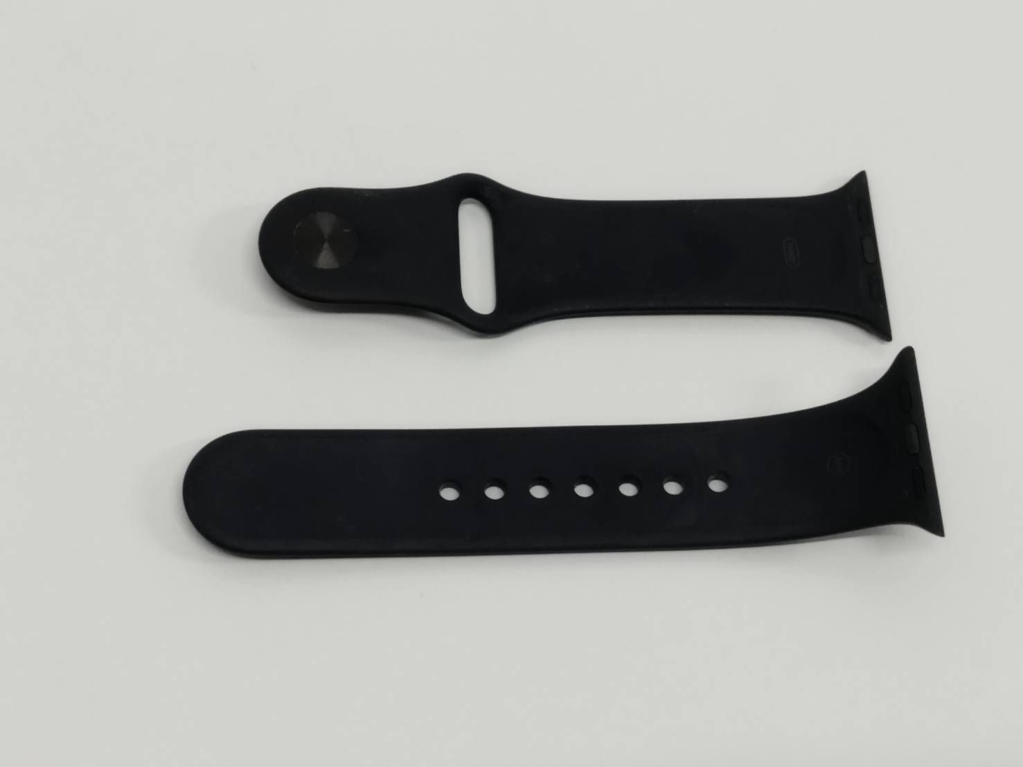 Apple Watch SE 第1世代 GPS 40 mm A 2351 スペースグレー MYDP 2 J 8