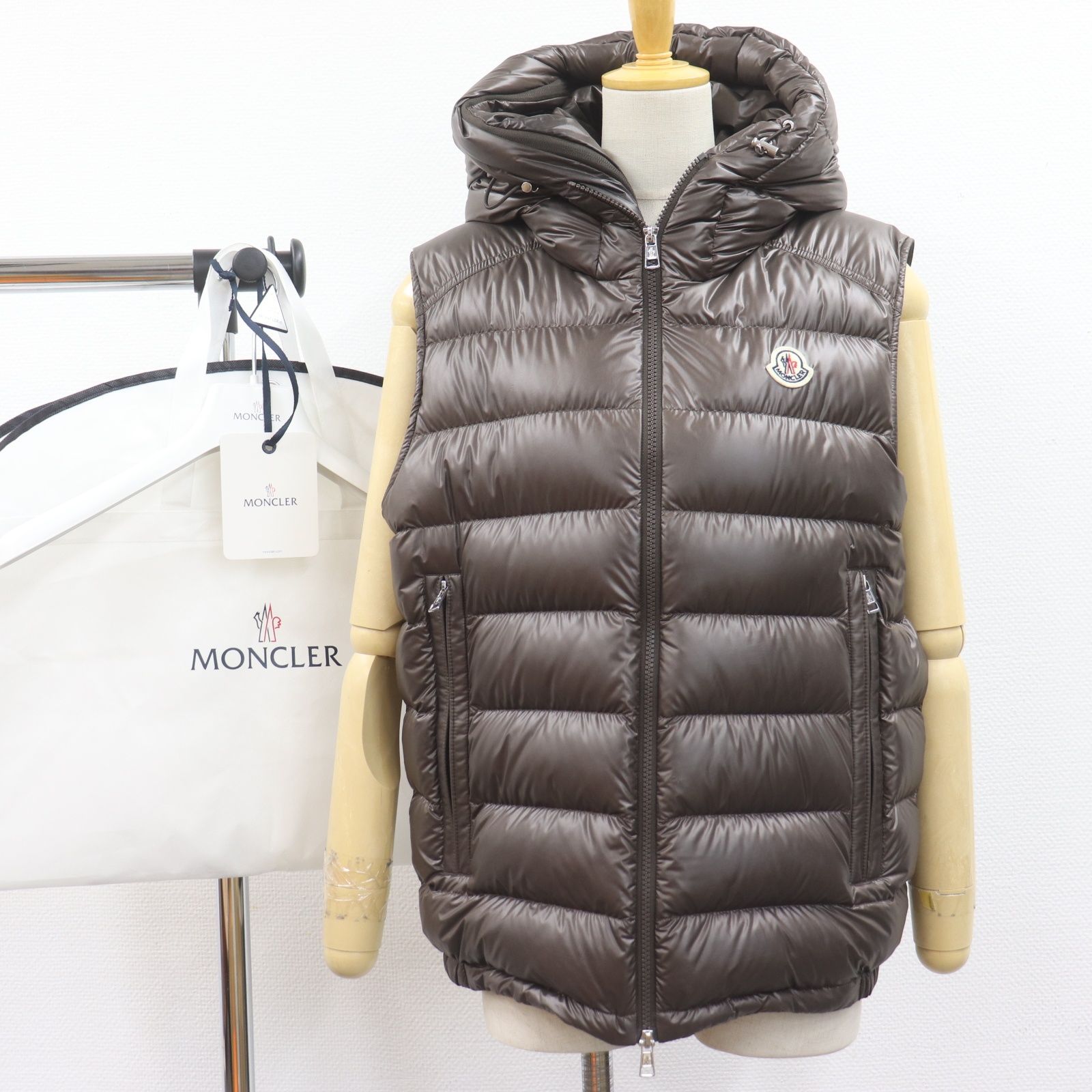 ITB1WN7V3V9W 国内正規品 MONCLER モンクレール BARANT VEST ダウン 