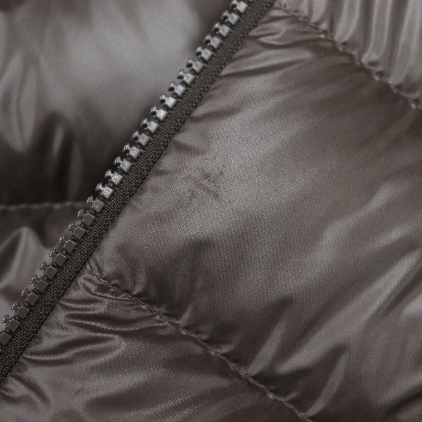 ITB1WN7V3V9W 国内正規品 MONCLER モンクレール BARANT VEST ダウン