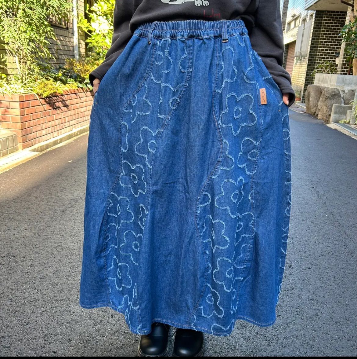 ScoLar お花ジャガードデニムスカート 153753 刺繍入り フレアスカート 