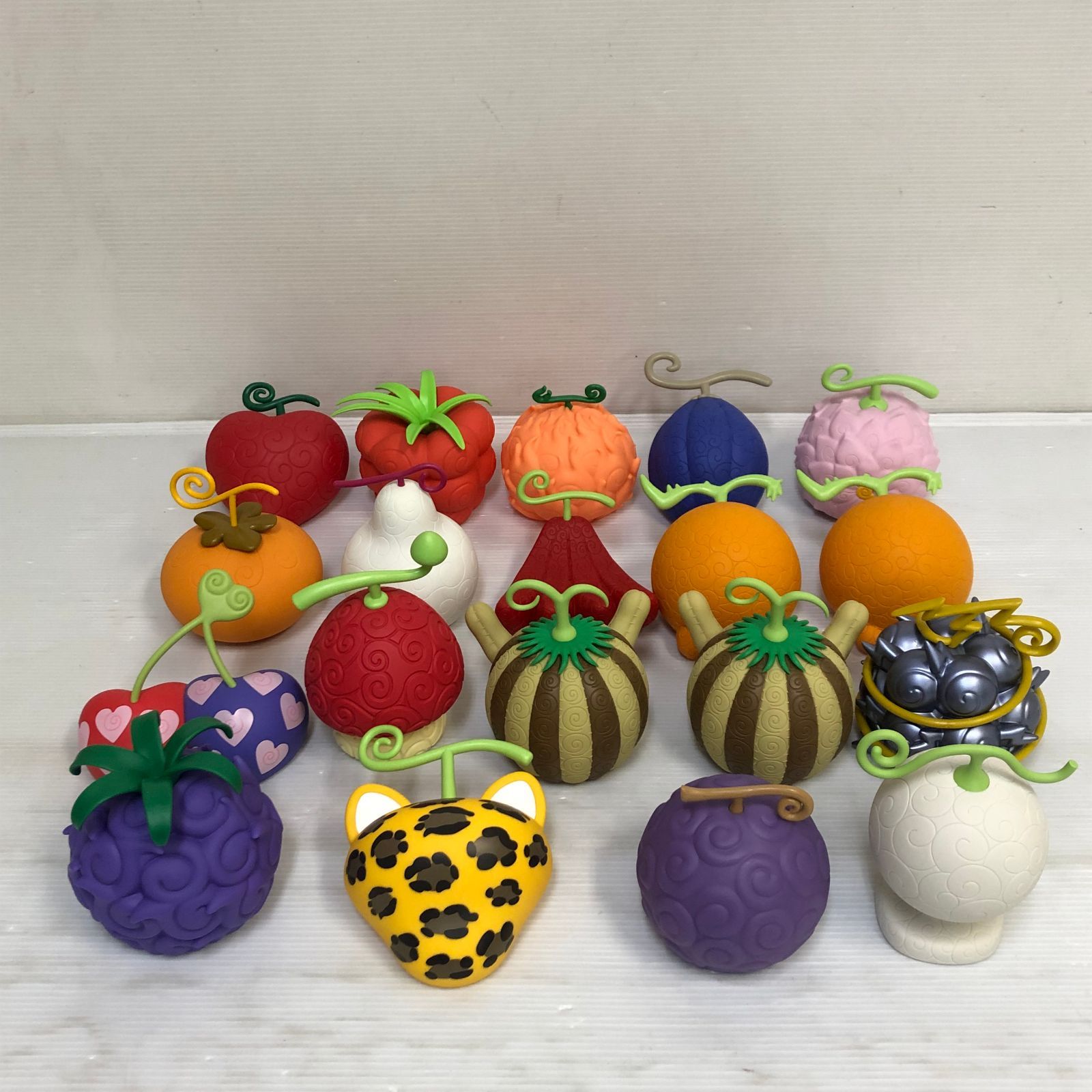 △ワンピース 悪魔の実ルームライト 19個セット（被りあり、動作未確認