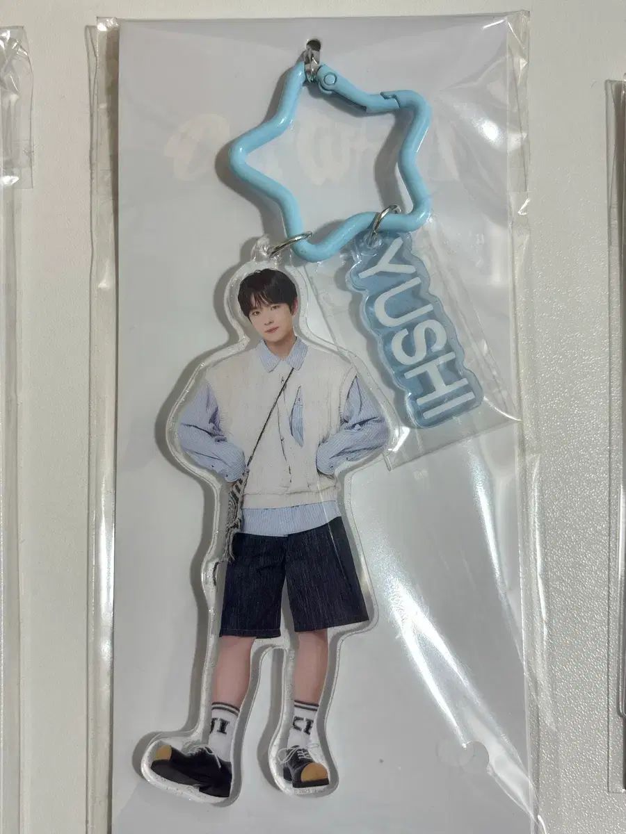 NCT(エヌシーティー) WIND AND WISH イレブン・トゥ・シオン アクリル