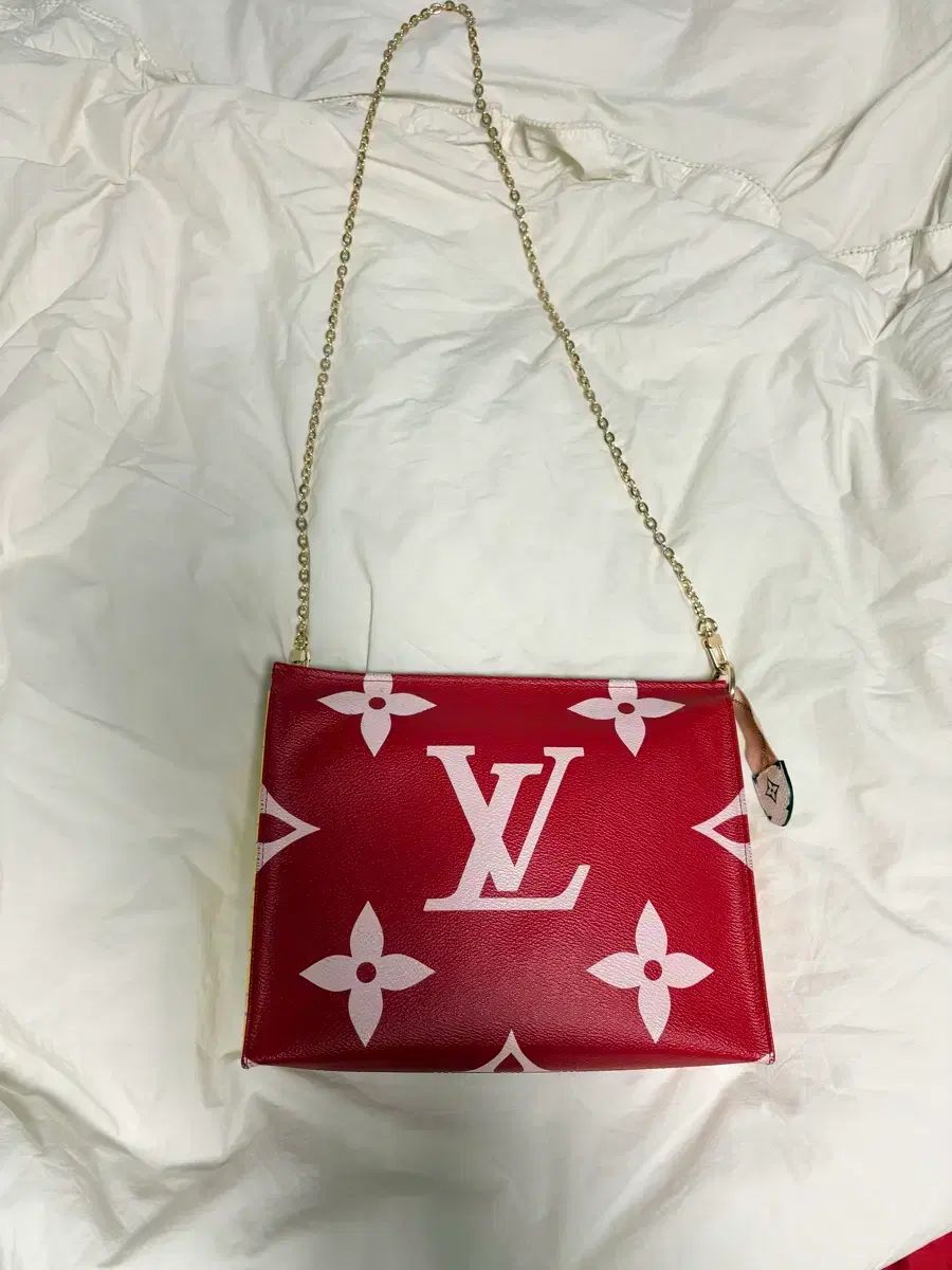 Louis Vuitton ルイヴィトン ポーチ トゥー ツリー 26 クラッチバッグ