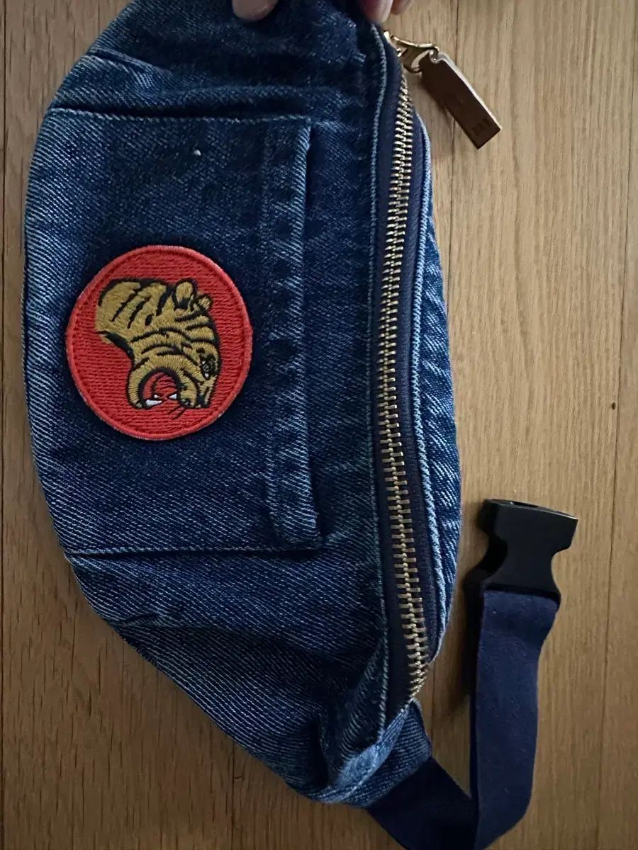 ミニロディーニ デニム ヒップバッグ