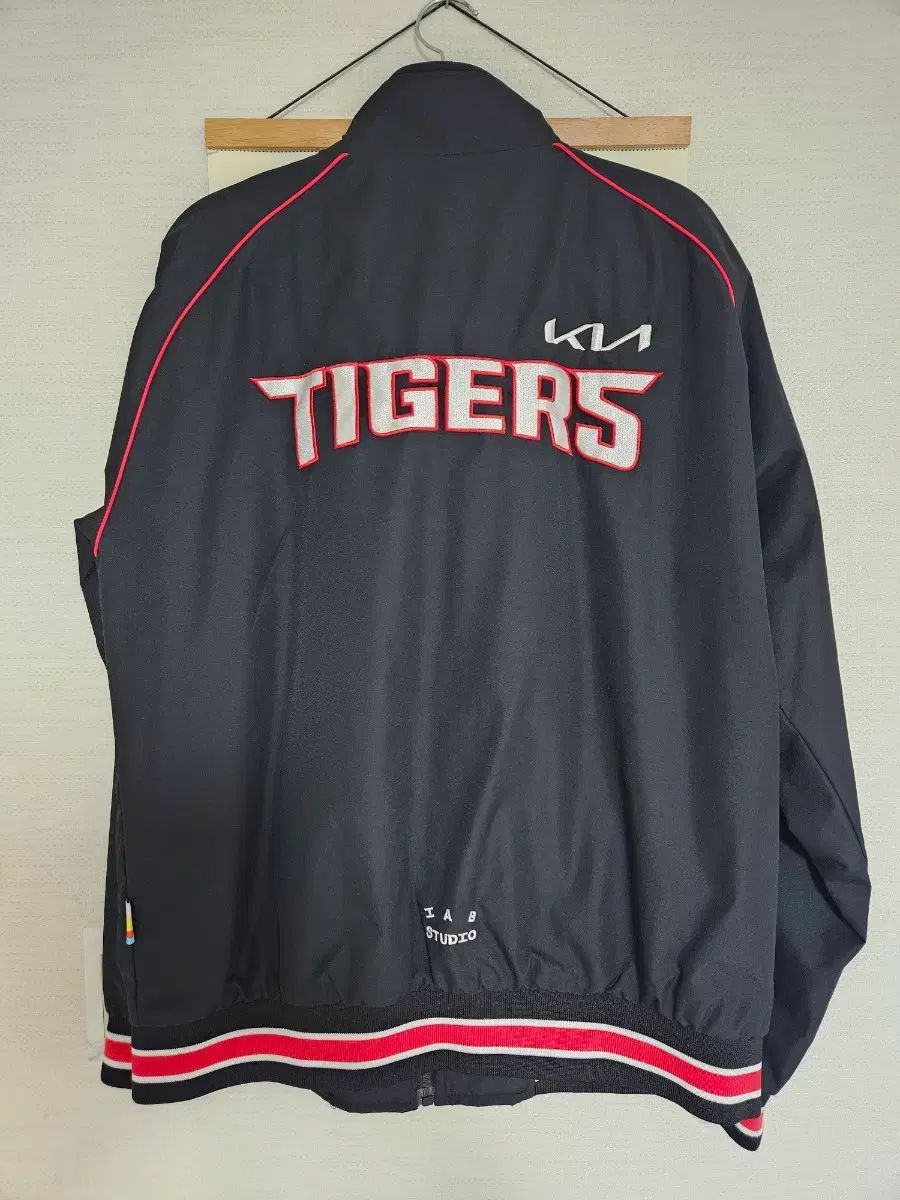 KIAタイガース 秋冬用アウター XL