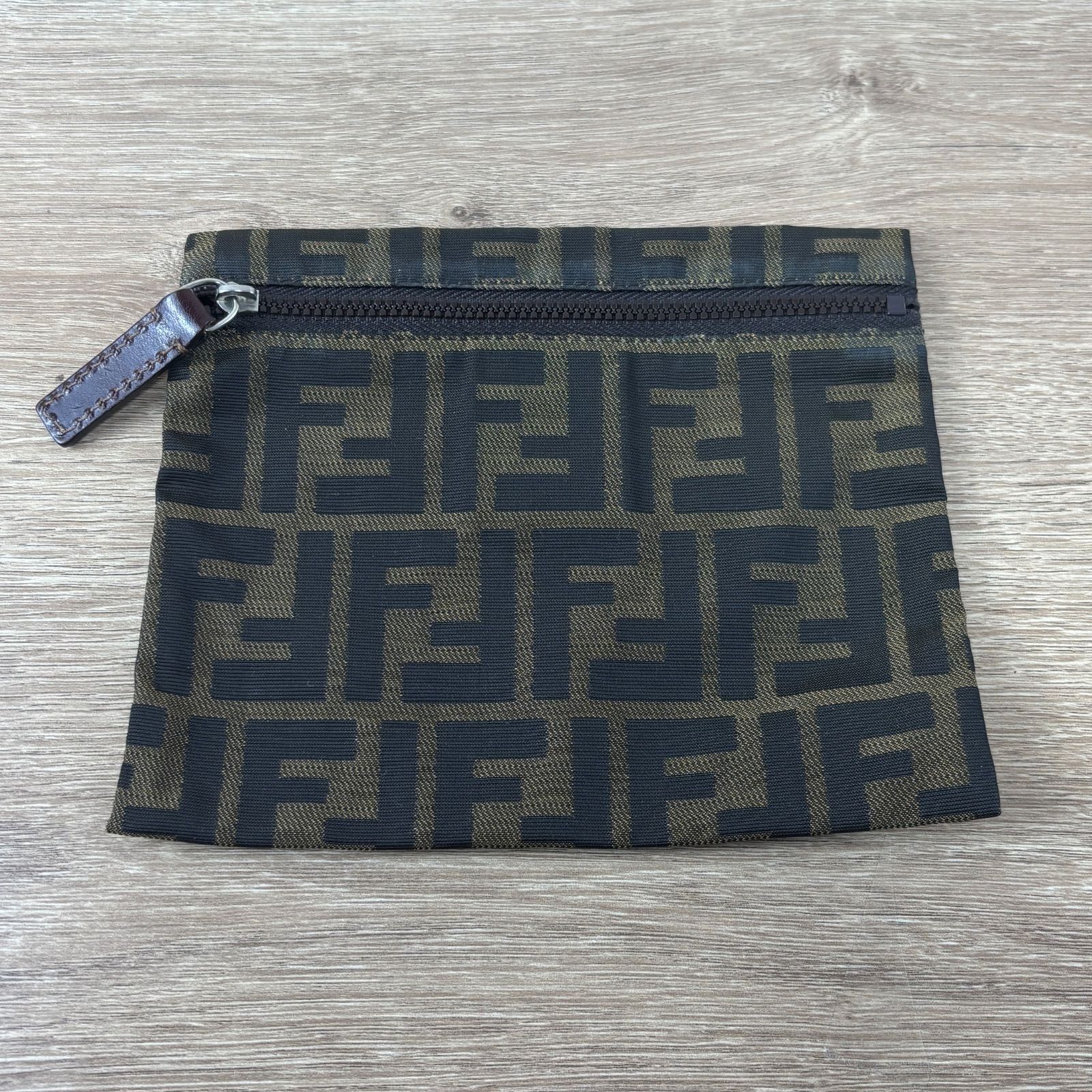 FENDI フェンディ ズッカ ポーチ 小物入れ メンズ レディース