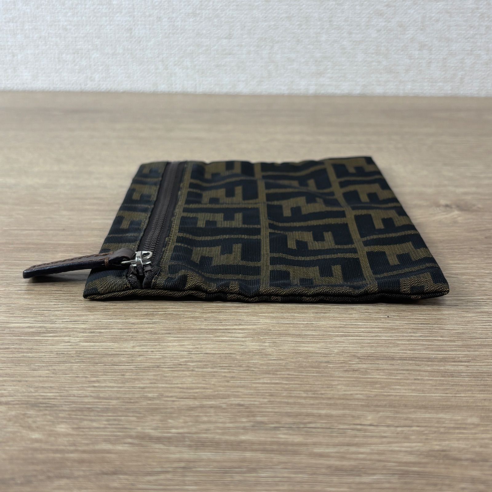 FENDI フェンディ ズッカ ポーチ 小物入れ ショップ メンズ レディース