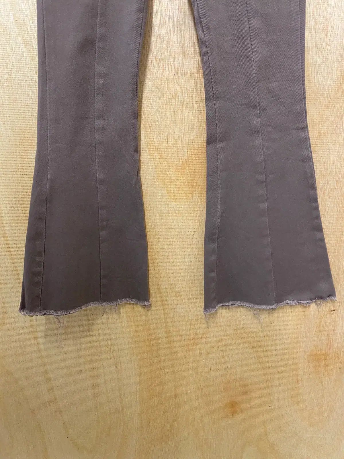 ブーツカット フ