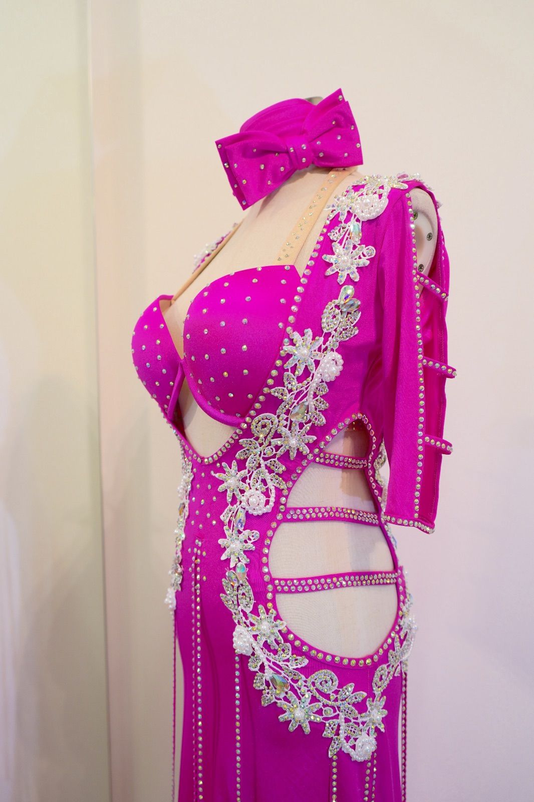 ベリーダンスコスチューム ４点セット スタージ衣装 25-1062