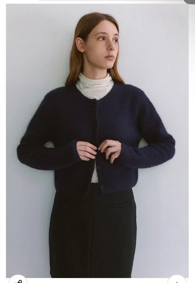 LAMYあんさんぶるスターズ アンゴラ クロップドカーディガン ネイビー