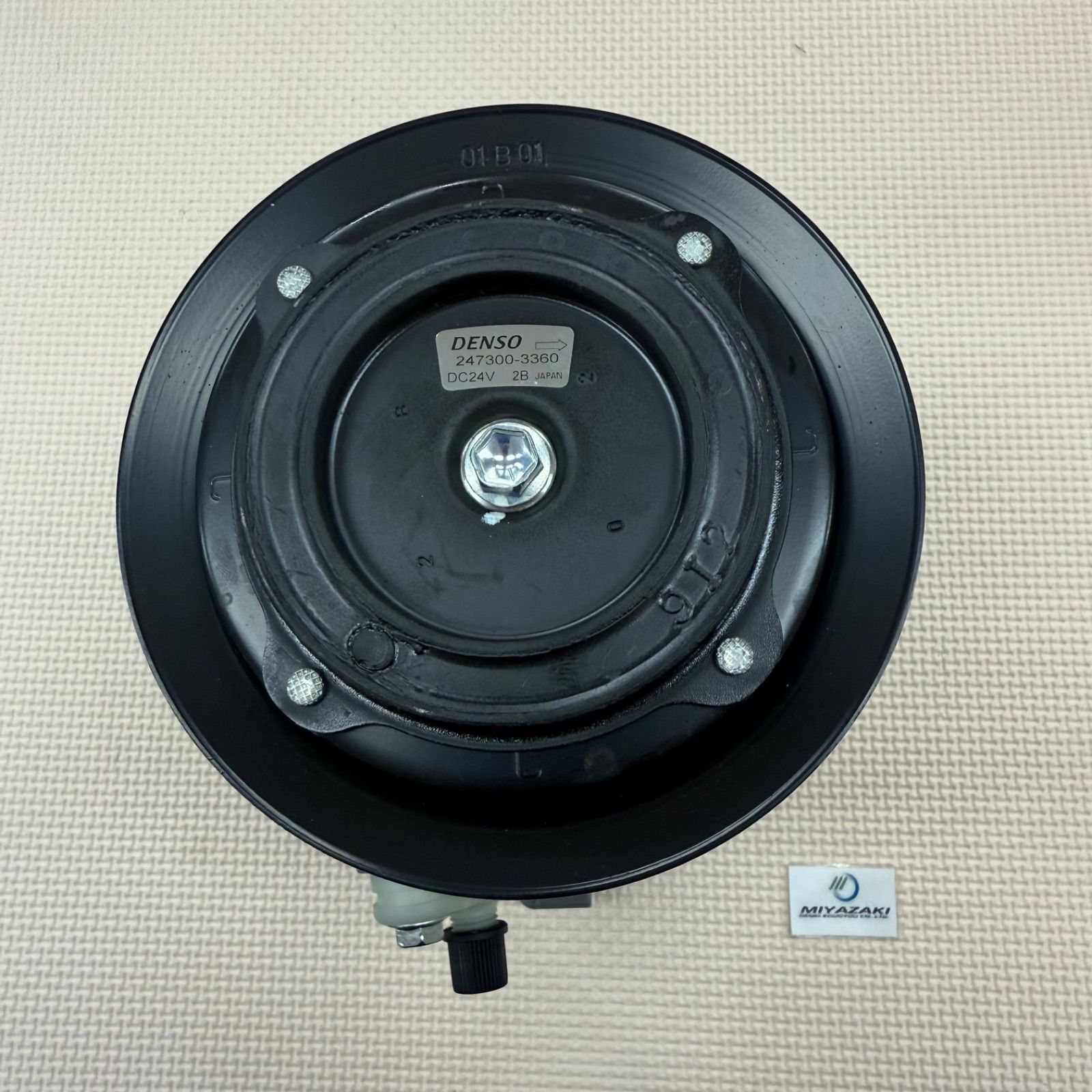 DENSO デンソー コンプレッサー メーカーリビルト品 日野 レンジャー