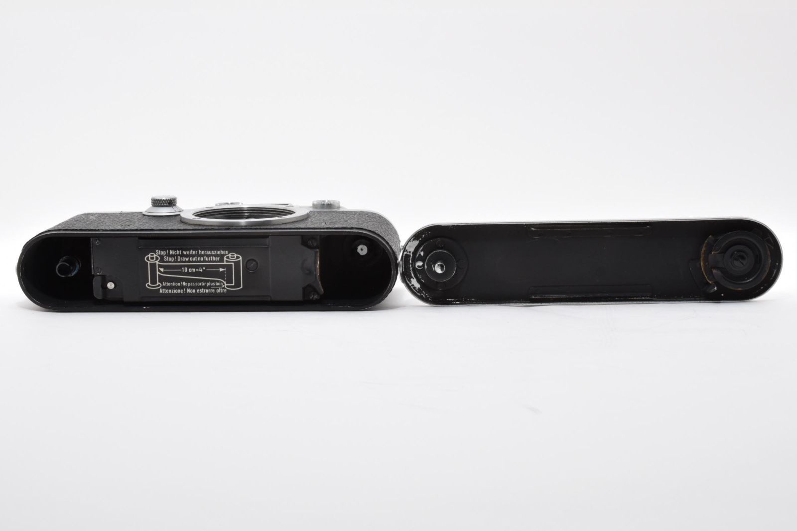 ライカ Leica IIIc ボディ 後期 ☆希少良品☆ ライカ Leica IIIc ボディ 後期 クローム 3c《シャッター