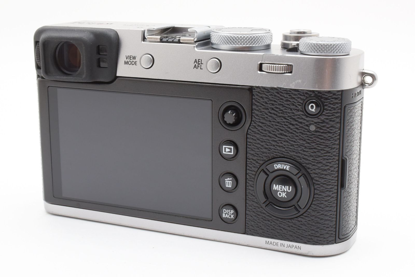 ☆光学極上☆ フジフイルム FUJIFILM X100F シルバー 《ショット数2871