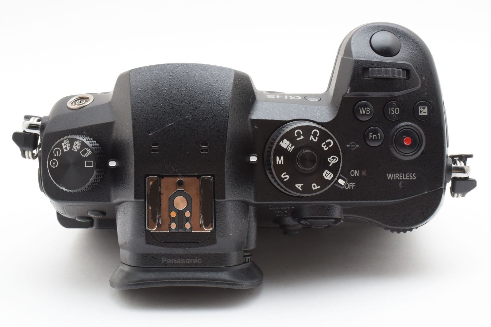 ☆極上☆ パナソニック Panasonic LUMIX DC-GH5 ボディ 《ショット数