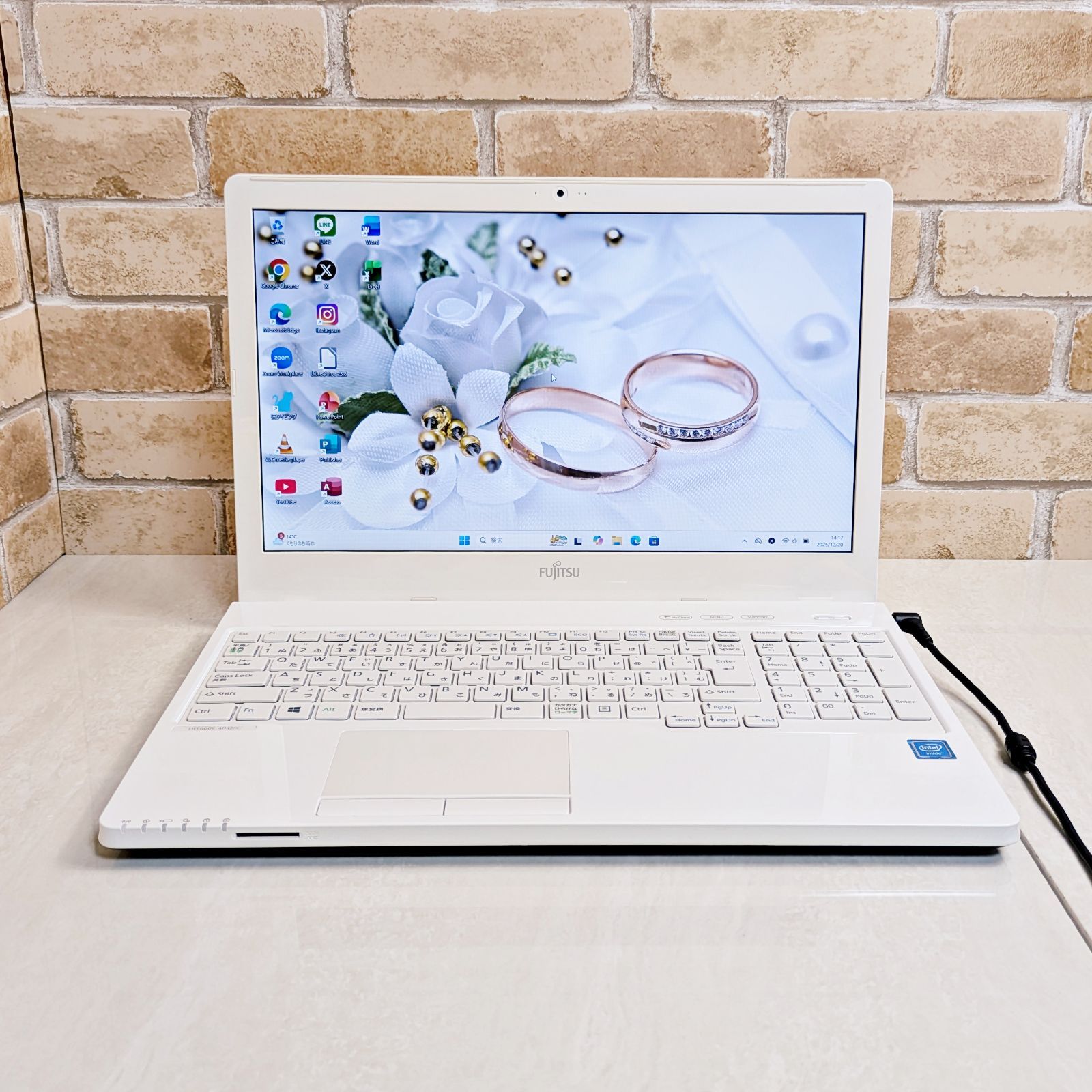 オフィス付きSSD256GB/windows11ノートパソコン 初心者OK！W06