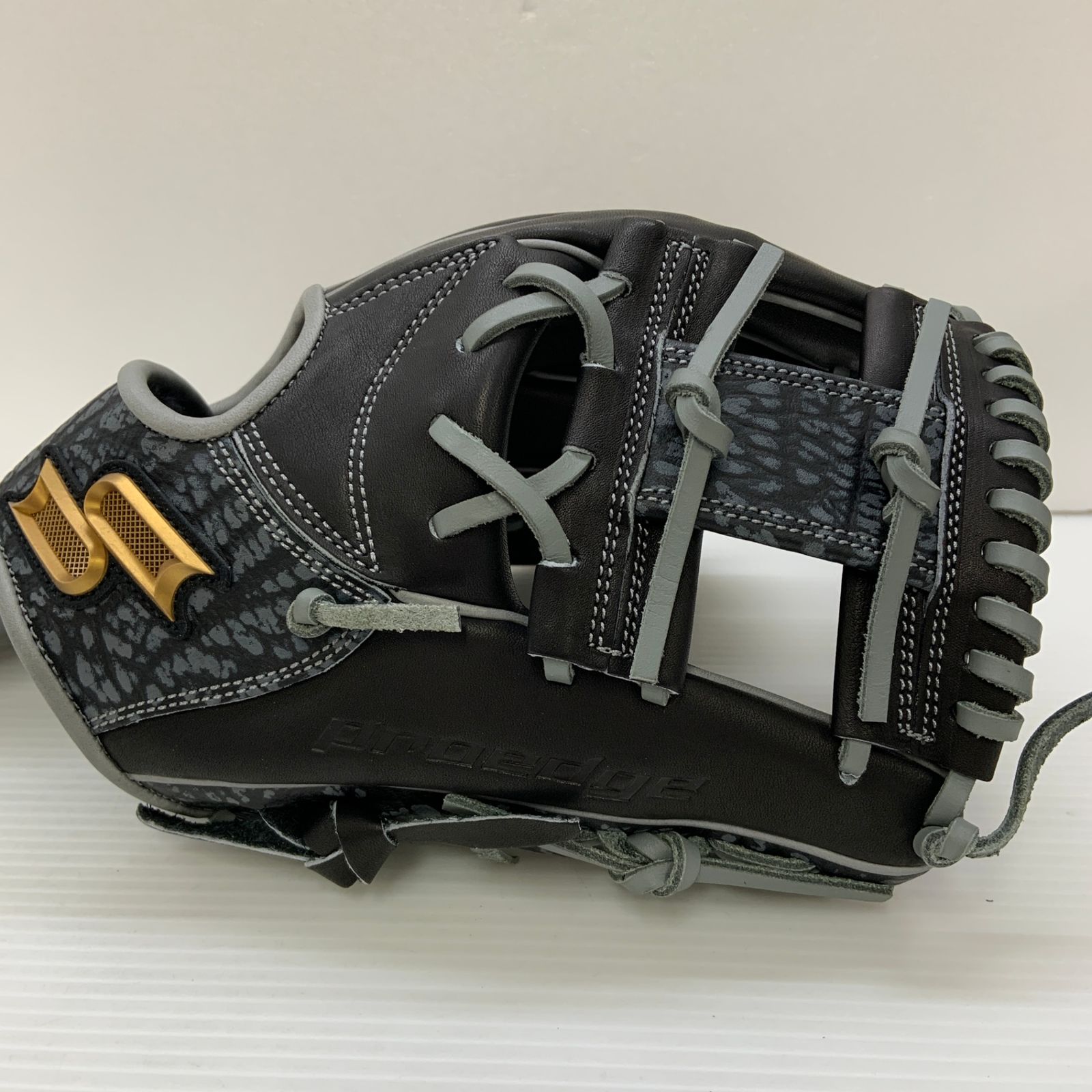 SSKプロエッジ 一般軟式グローブ 右投げ用 黒/グレー SSKプロエッジ 一般軟式グローブ 右投げ用 黒/グレー SSKプロエッジ