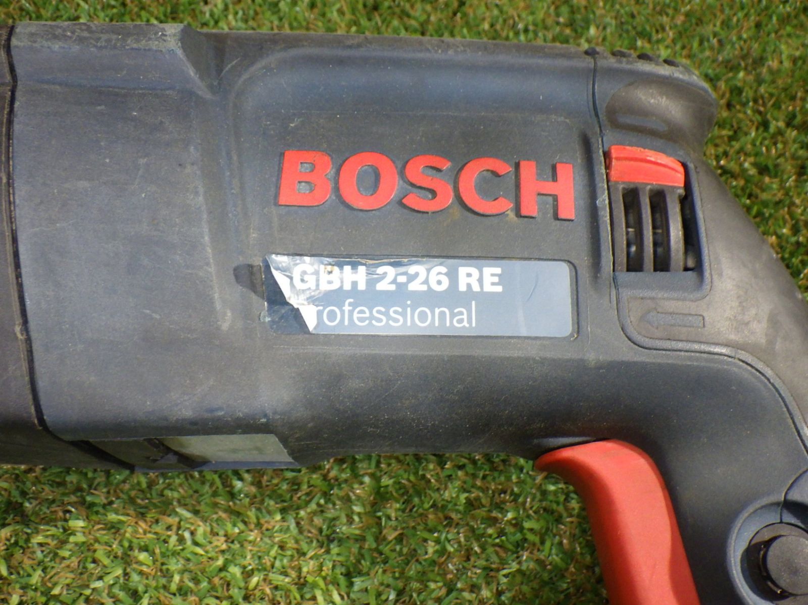 BOSCH ボッシュ SDSプラスハンマードリル GBH 2-26 RE コンクリート レンガ ハツリ 品 251220