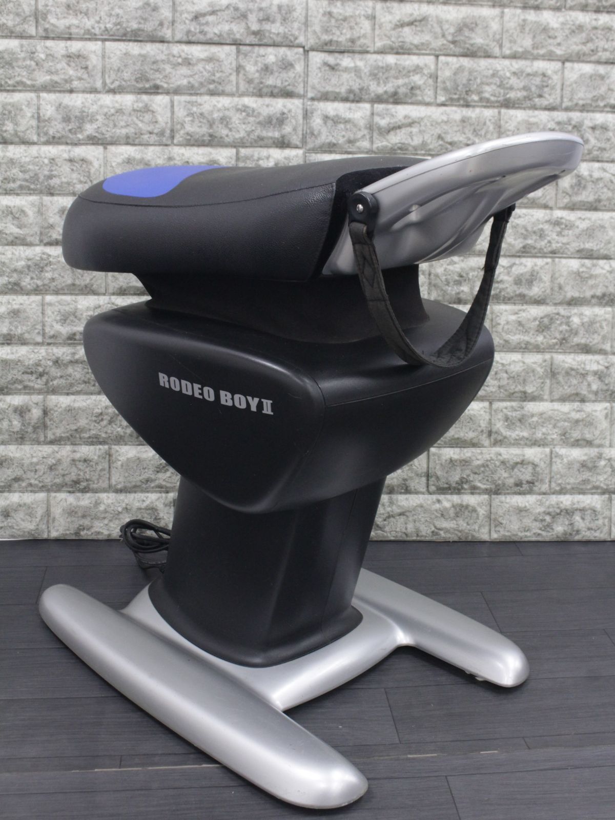 行董】☆送料無料☆THRIVE RODEO BOY II ロデオボーイ 動作確認済み