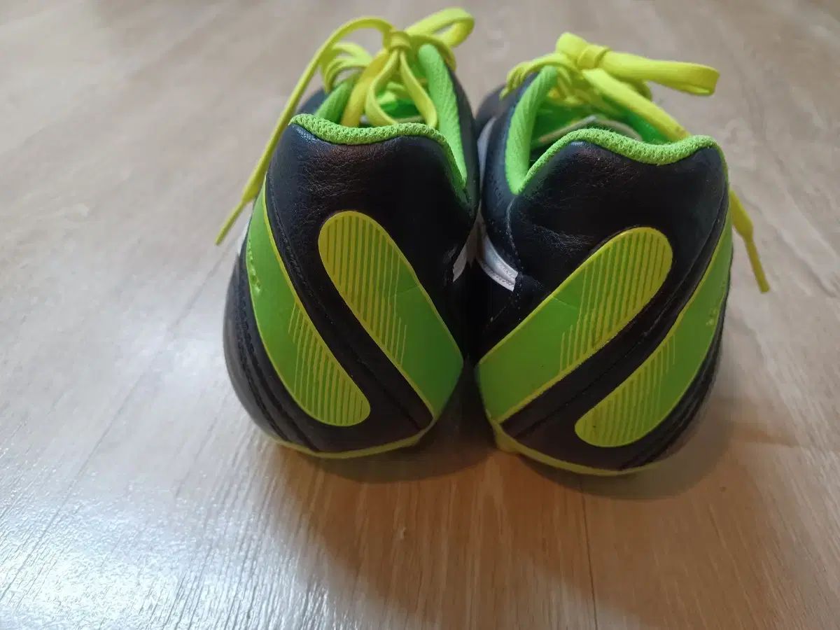 NIKE ティエンポ