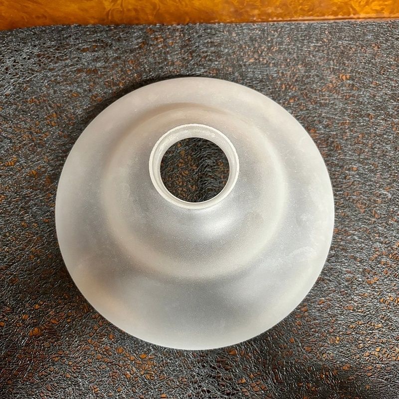昭和レトロ ガラスシェード 乳白色 UFO型 ランプシェード 大正ロマン