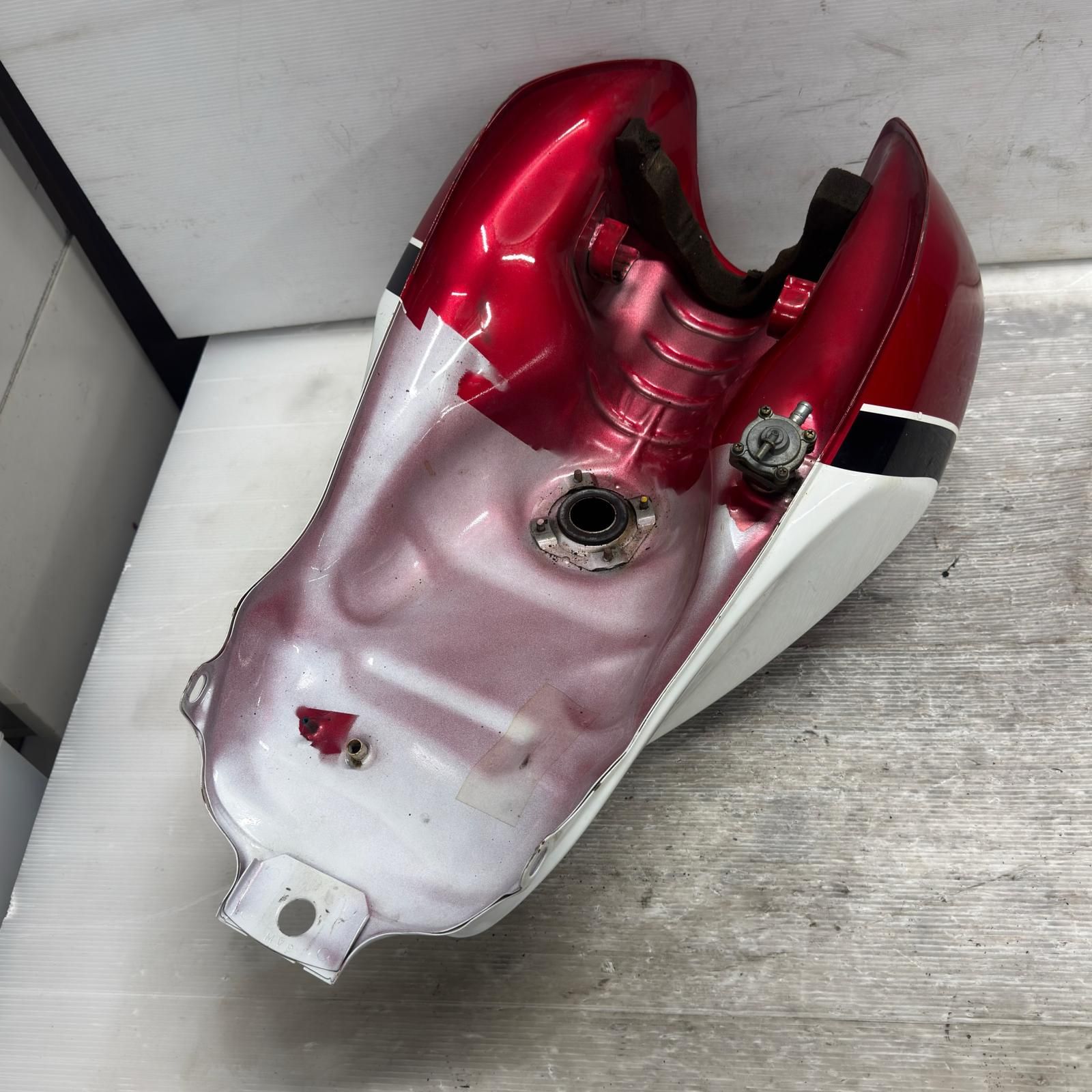 2 ガソリンタンク