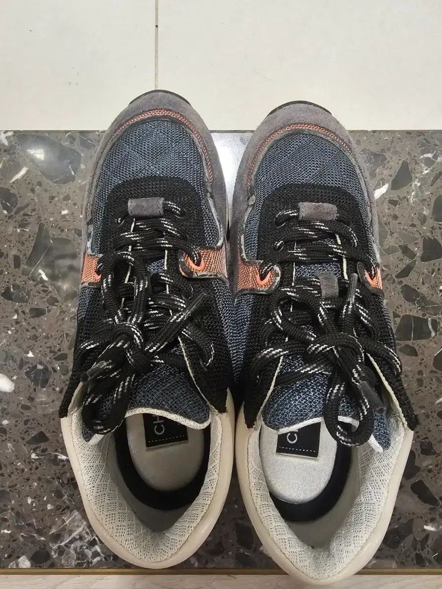 シャネル スニーカー