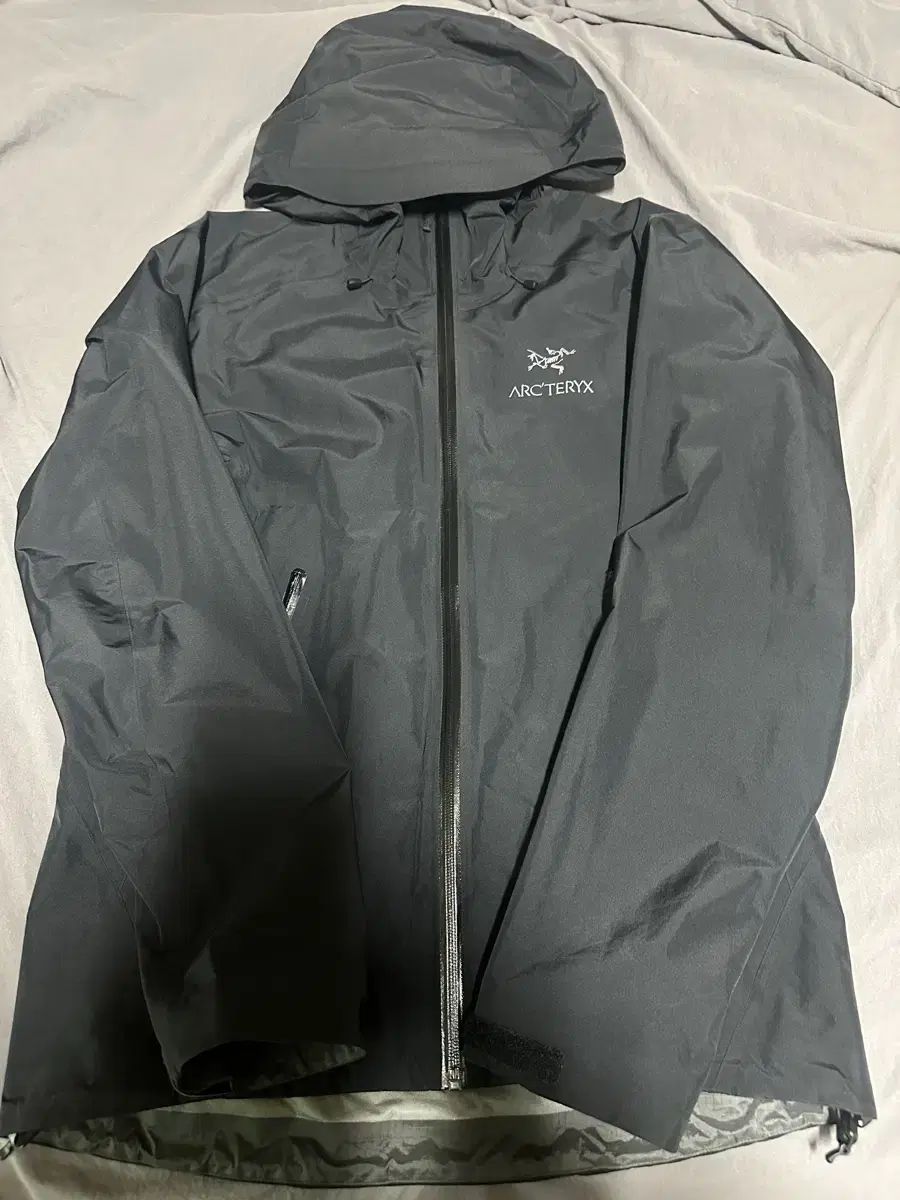 S ARC TERYX アークテリクス ベータlt ブラック