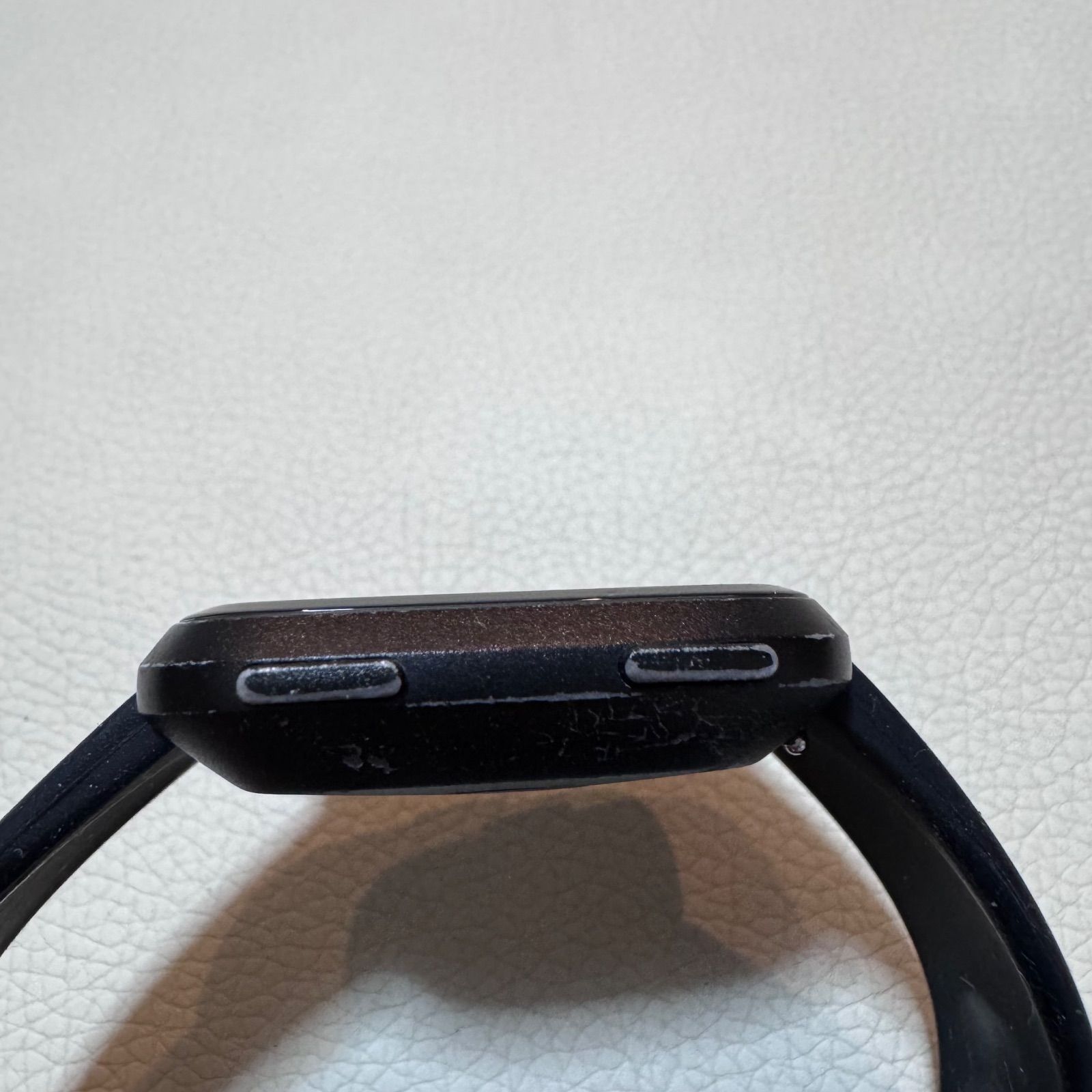 Fitbit Versa 4 【Suica対応】GPS搭載スマートウォッチ（ブラック 