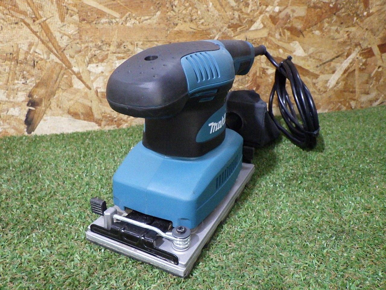  マキタ 仕上サンダ ペーパー寸法 BO 3710 Makita 大工道具 電動工具 研磨機 研削 品 発送 251220 サンダー 研磨機