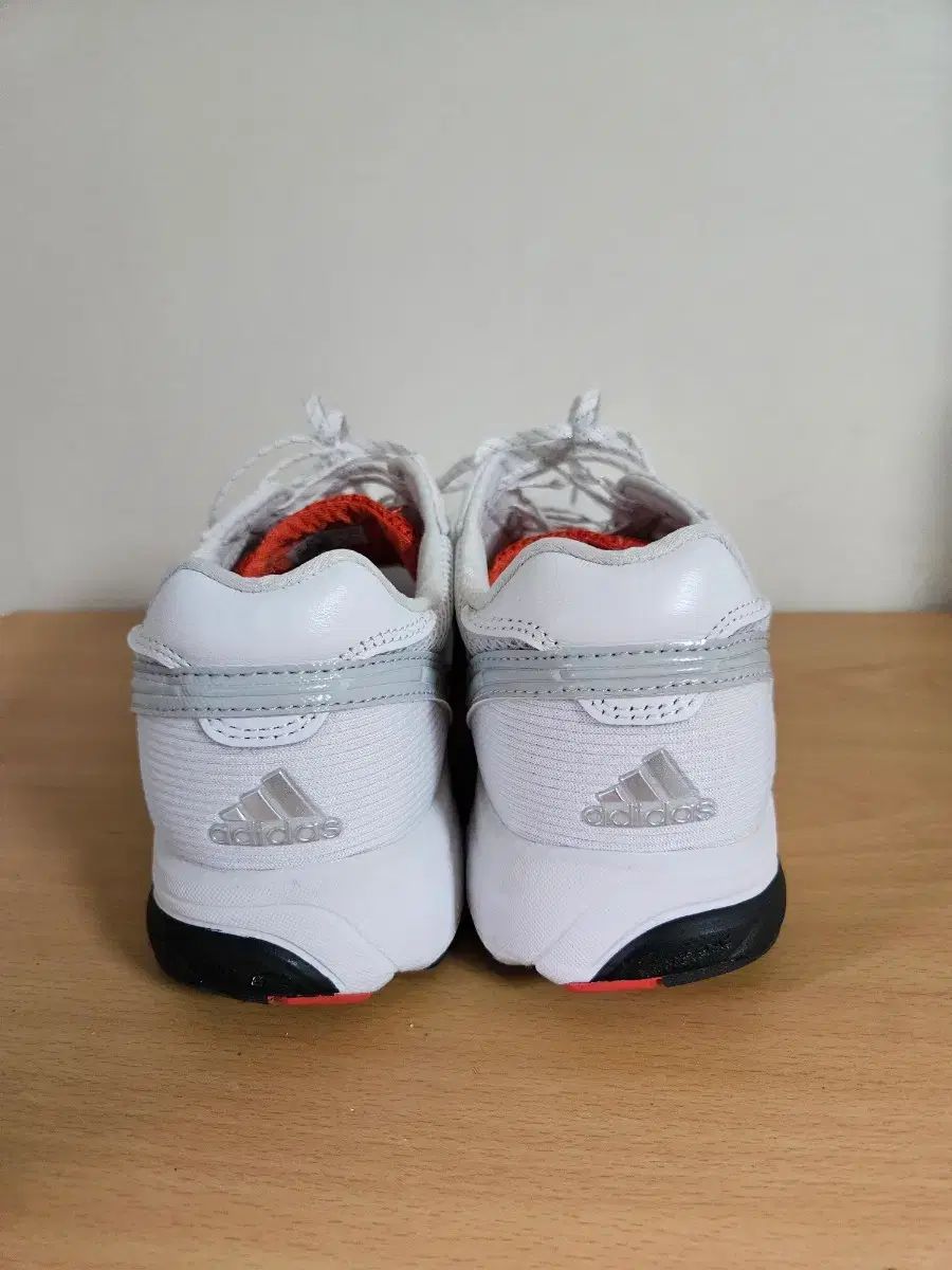 アディダス アディオス og ランニングシューズ み ガスコンロ 登山靴 トレッキングシューズ 
