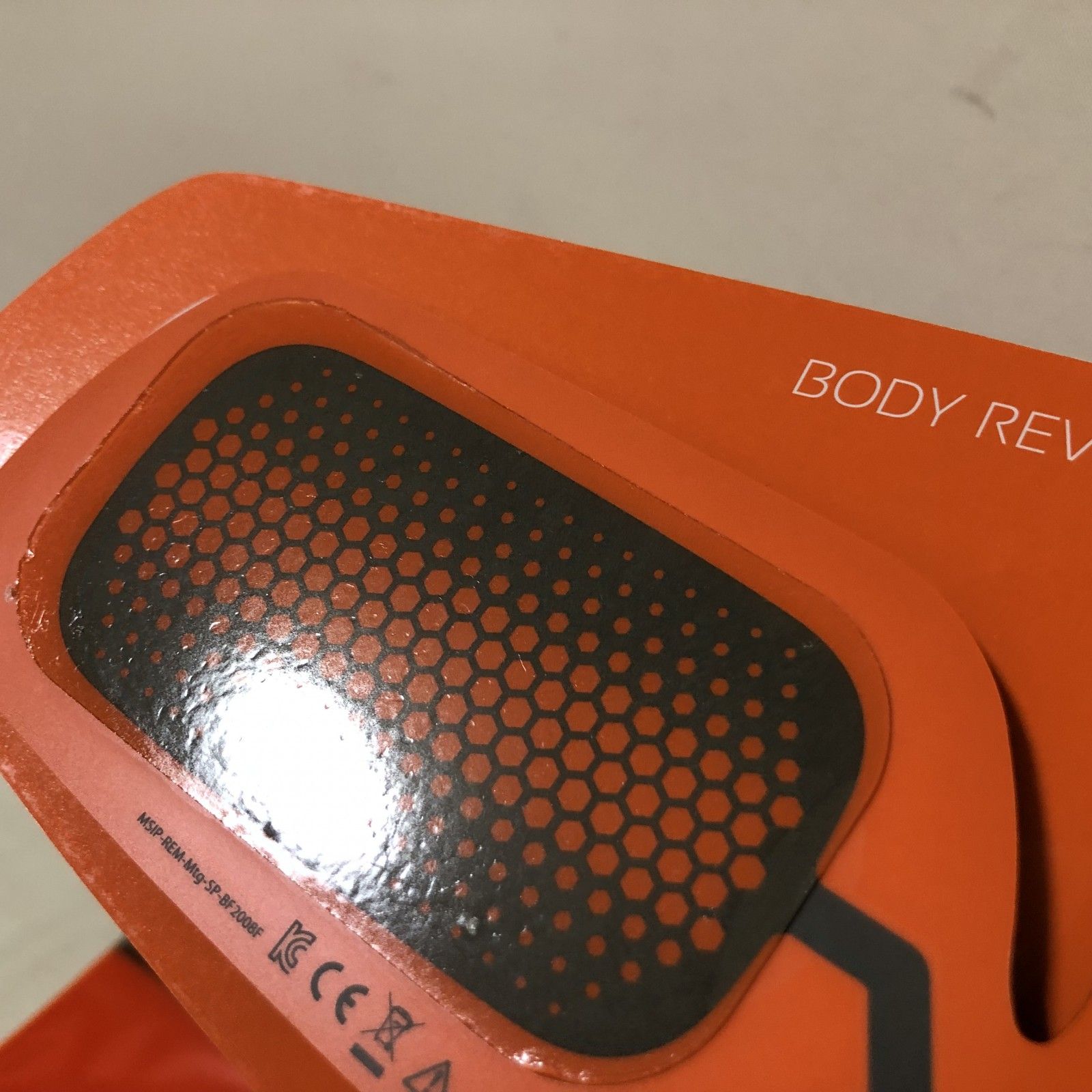 ★未使用品★SIXPAD BODYFIT SP-BF2008F 2個セット ヨドバシ.com - SIXPAD シックスパッド SP-BF2008F [SIXPAD Body Fit