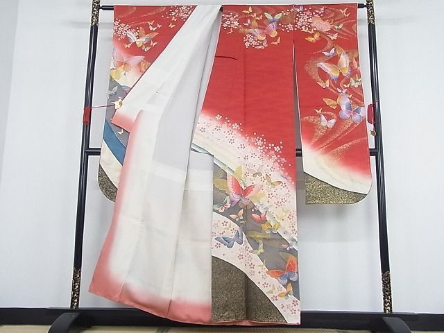 MO-00334 写真家・秋山庄太郎 振袖 舞蝶花文 暈し染め 金彩 正絹 逸品