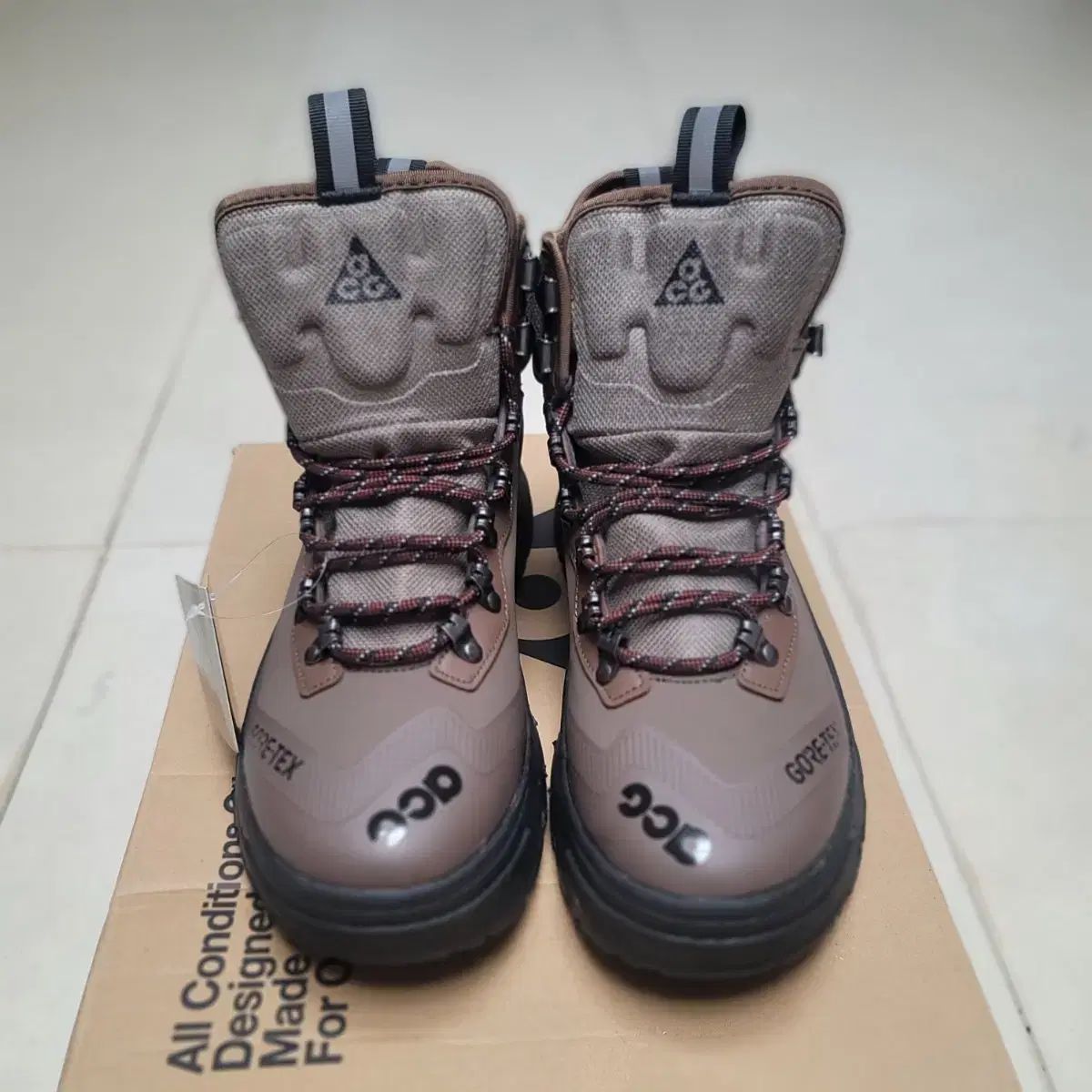 ナイキ ACG ズーム ガイア ドーム GORE-TEX ブラウン 27.5