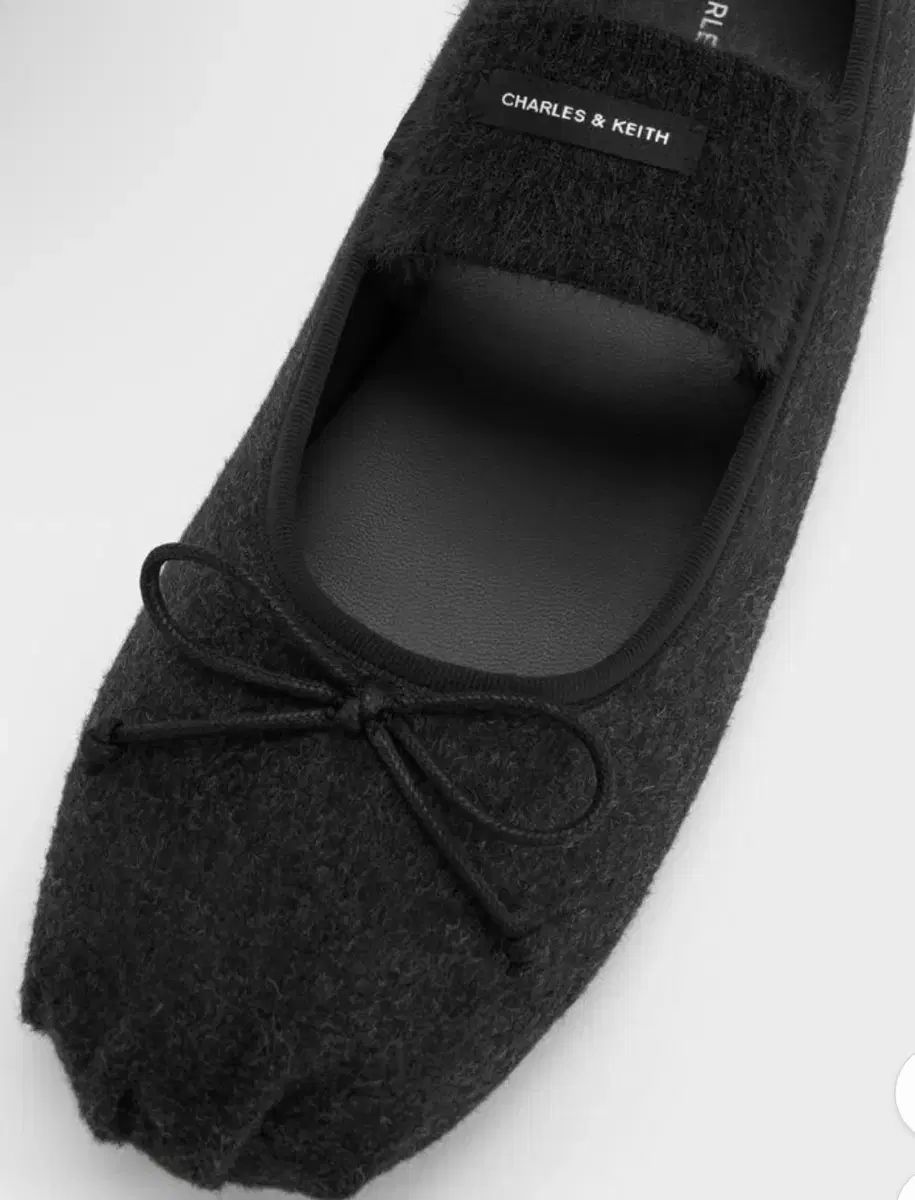 チャールズアンドキース メリージェーン パンプス -ブラック 250