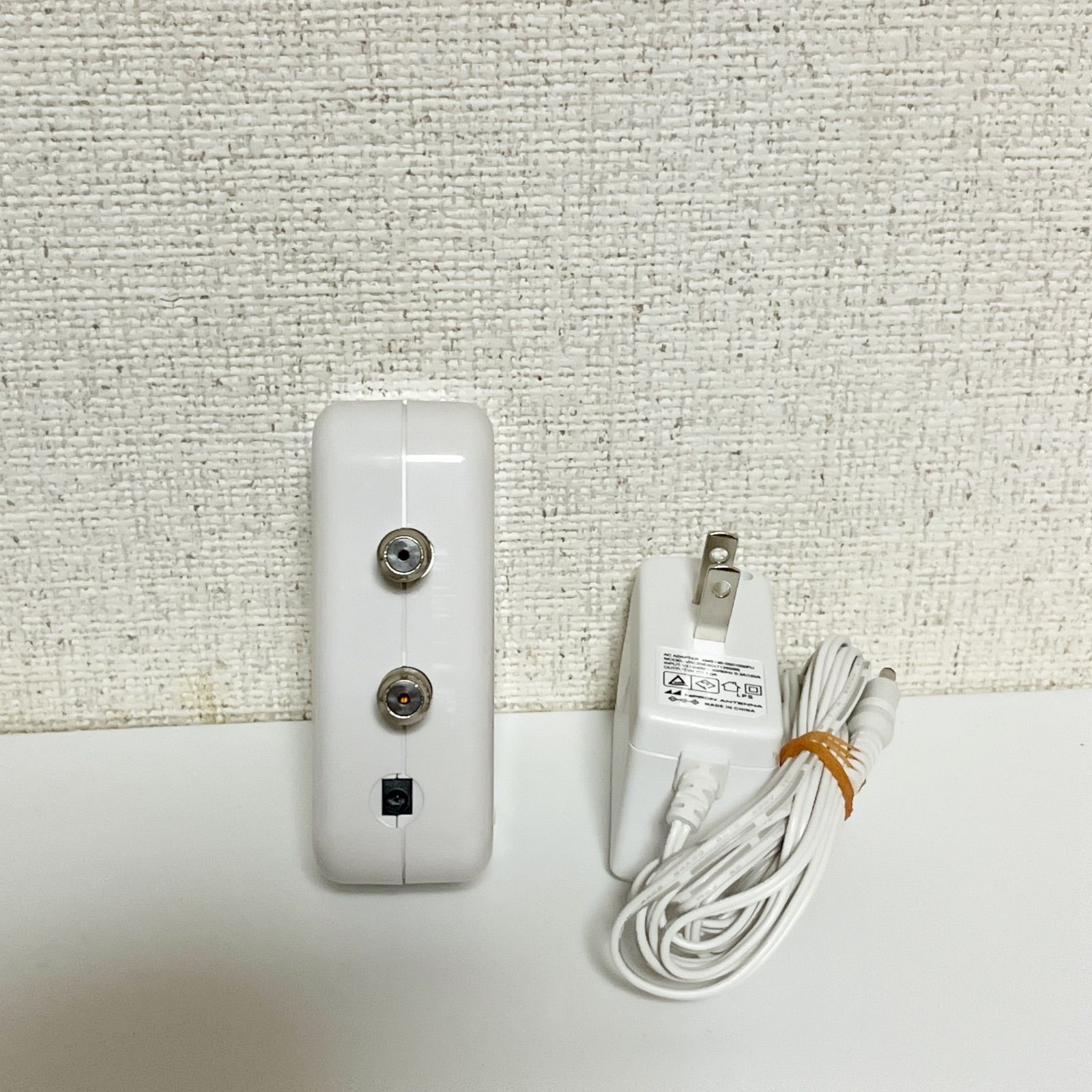 新品・未使用】日本アンテナ UHF卓上型ブースター NAVBC22UE-BP 4K8K
