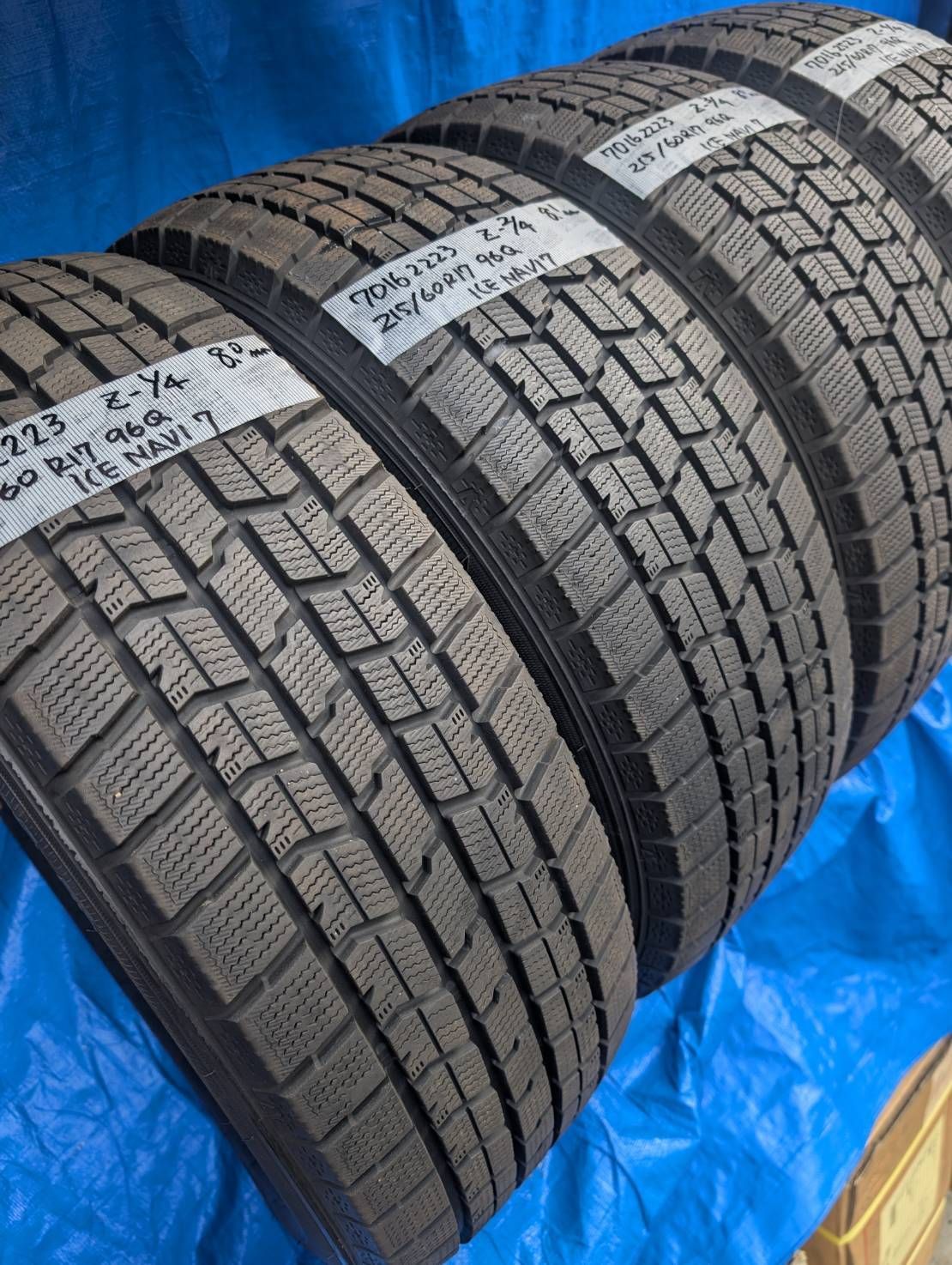 7016) GOOD YEAR ICE NAVI 7 215/60R17 96Q 2023年製 4本セット 中古品
