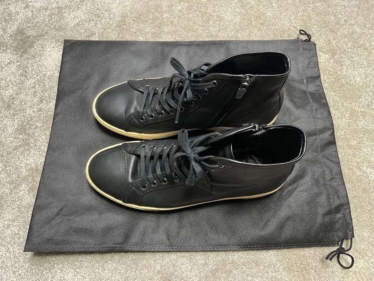 マイクロ 男性 | HIKER ファブリック ブラック 女性 WHITECAP レザー バッグ SPERRY TOPSIDER スペリートップサイダー ホワイト STARTER（靴）の通販 ビジューバックストラップ
