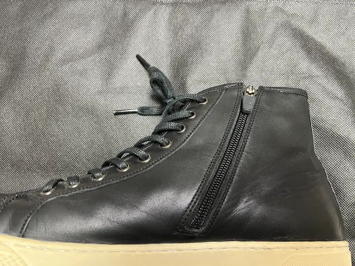 マイクロ 男性 | HIKER ファブリック ブラック 女性 WHITECAP レザー バッグ SPERRY TOPSIDER スペリートップサイダー ホワイト STARTER(靴)の通販 ビジューバックストラップ