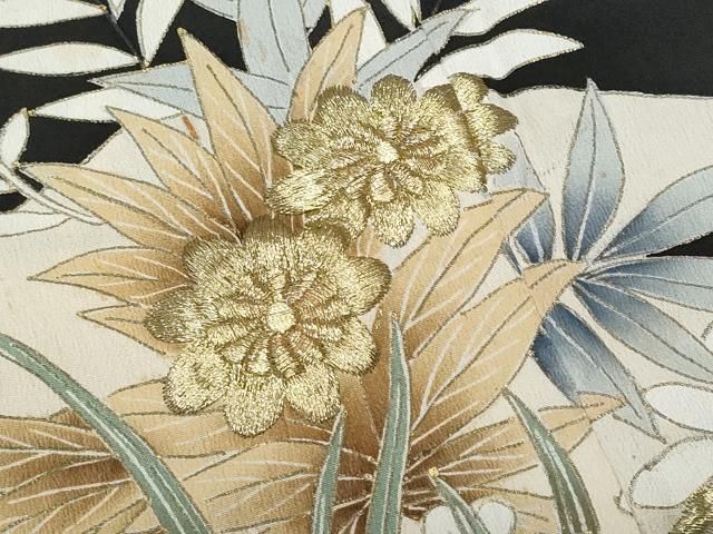平和屋着物●豪華黒留袖　宝尽くし草花文　金彩　正絹　逸品　CABC2188ut 平和屋着物□豪華黒留袖 駒刺繍 扇面宝尽くし文 金彩 正絹 逸品