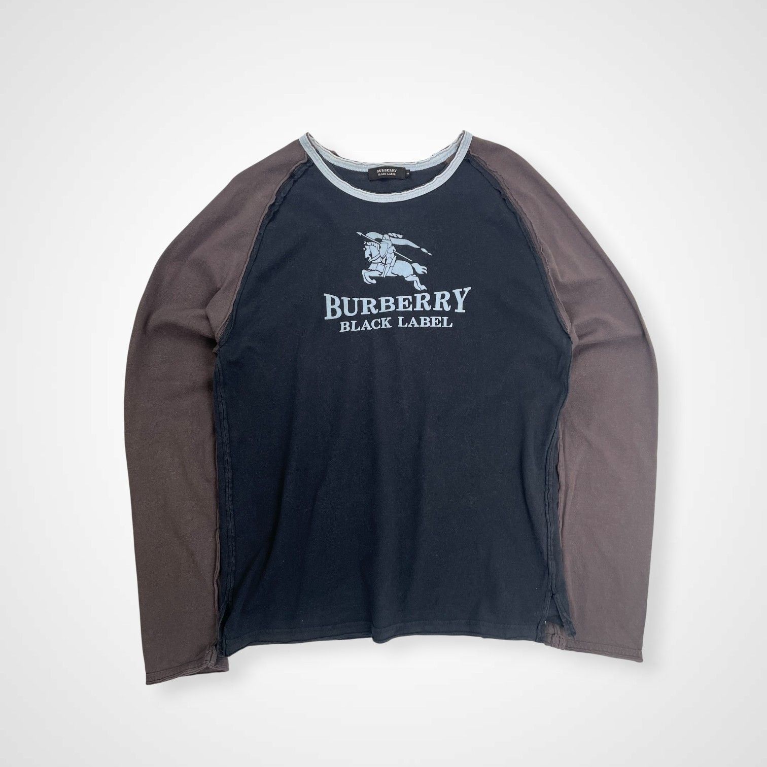 Burberry Black Label ラグランTシャツ Burberry Black Label ラグランTシャツ Burberry Black Label ラグラン