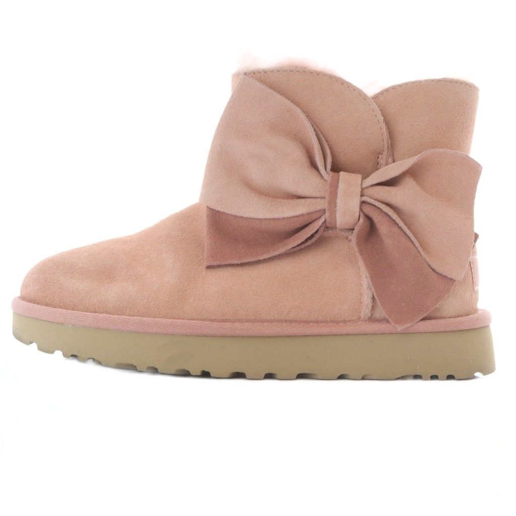 アメリカ限定品✨️UGG ムートンブーツ ピンクリボン ブレイズ 刺繍