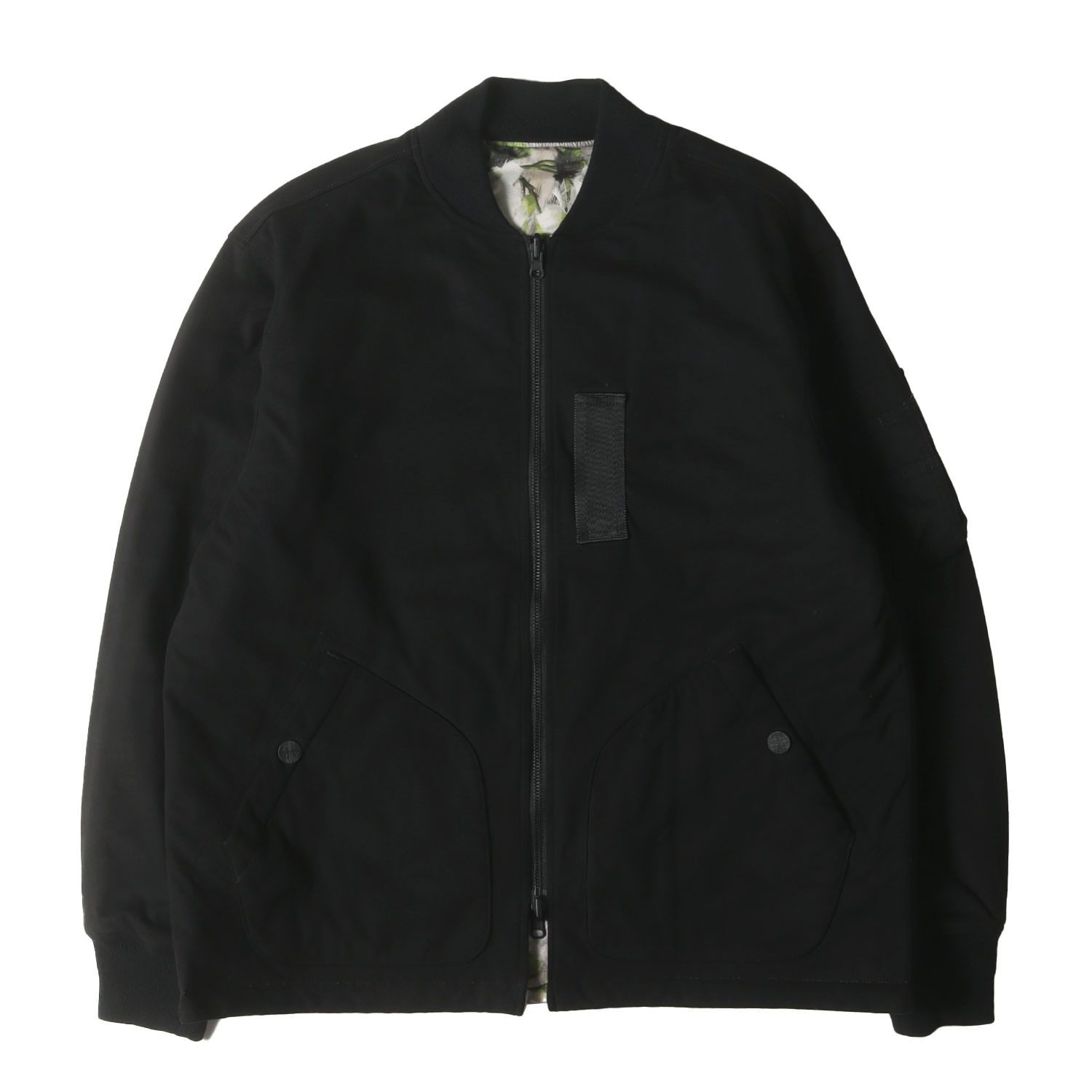 【美品】White Mountaineering ホワイトマウンテニアリング ジャケット フラワー ブラック サイズ:0 | 22AW フラワー柄 リバーシブル プリマロフト フライトジャケット(FLORAL × SUEDE REVERSIBLE BLOUSON) | アウター ブルゾン 上着【メンズ】【中古】 美品】White Mountaineering ホワイトマウンテニアリング ジャケット
