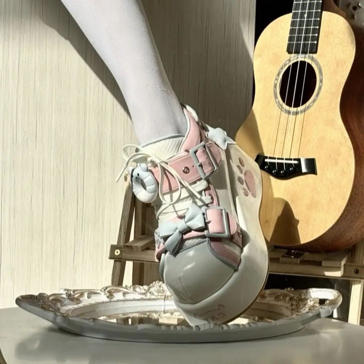 ロリータ 丸のままスニーカー