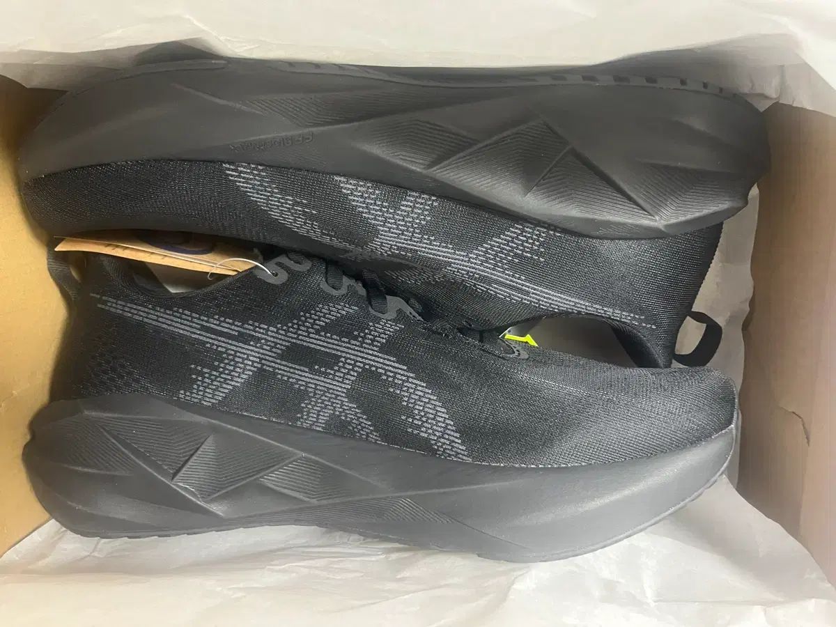 アシックス ノヴァブラスト 5 ブラック 285 WIDE