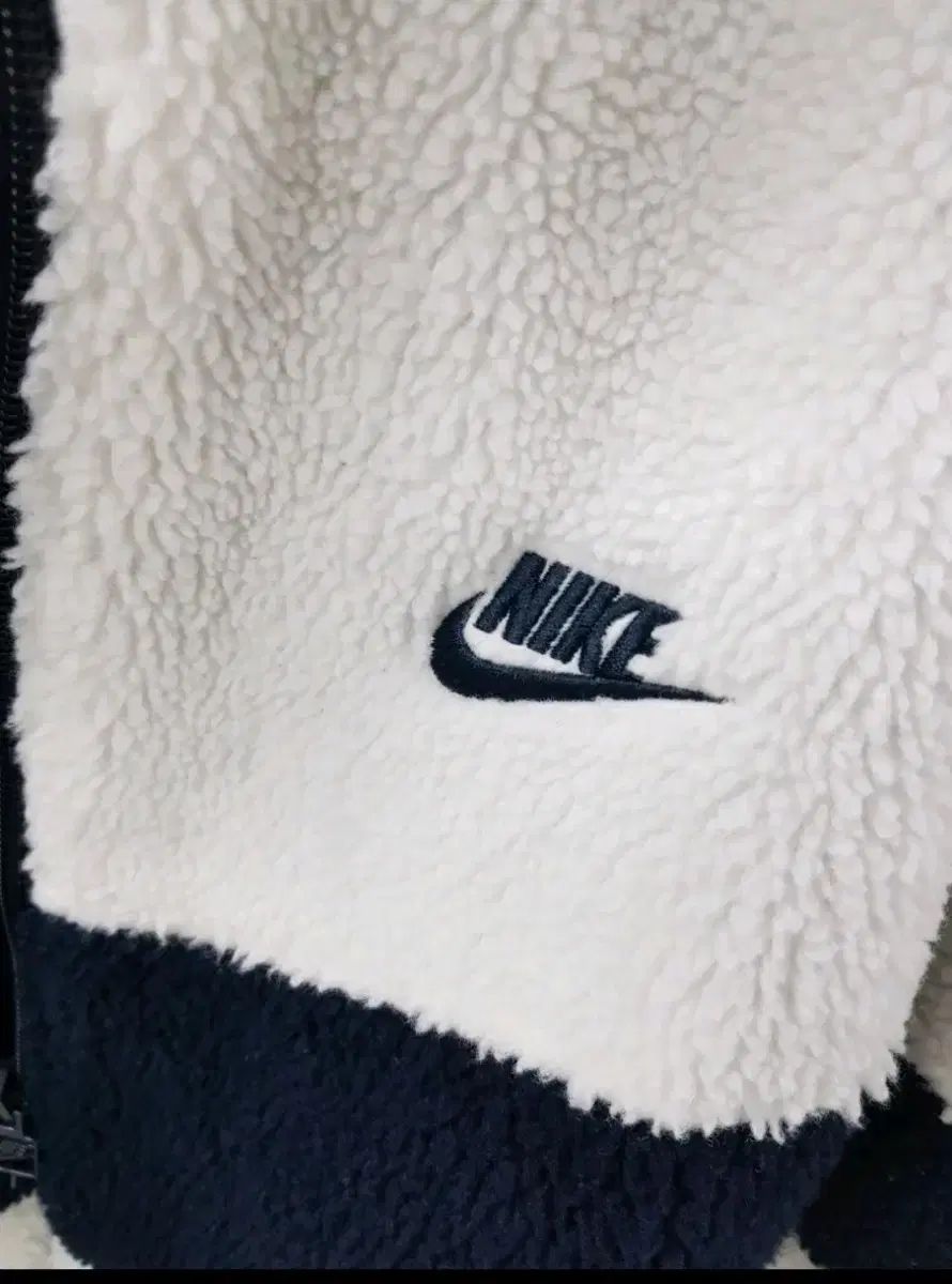 新品 ナイキ スウッシュ リバーシブル 羊毛ジャケット 3XL ナイキ NIKE ソロ スウッシュ リバーシブル ボア ジャケット 3XL