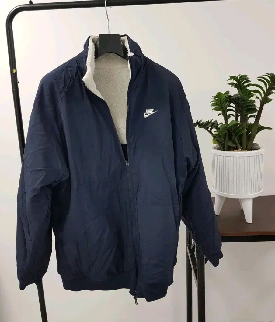 新品 ナイキ スウッシュ リバーシブル 羊毛ジャケット 3XL ナイキ NIKE ソロ スウッシュ リバーシブル ボア ジャケット 3XL