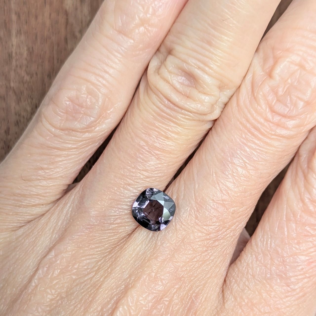 ミャンマー モゴック産