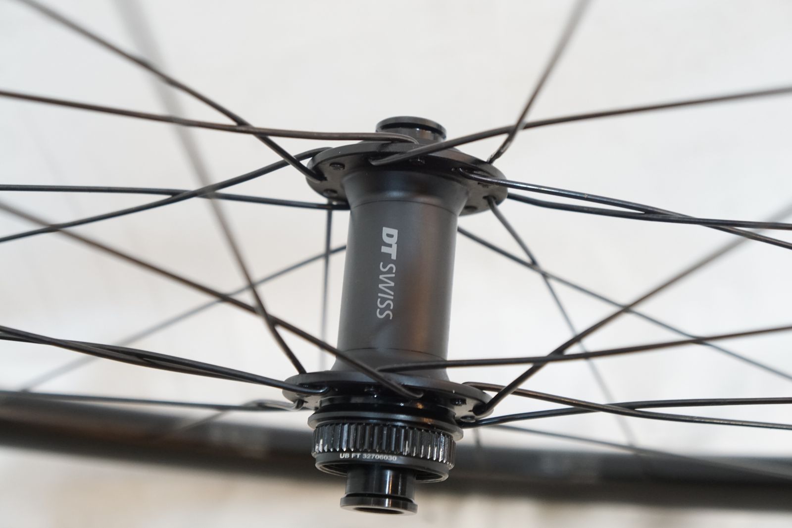 DT SWISS 「ディーティー スイス」 ENDURANCE LN シマノ11速 ホイール