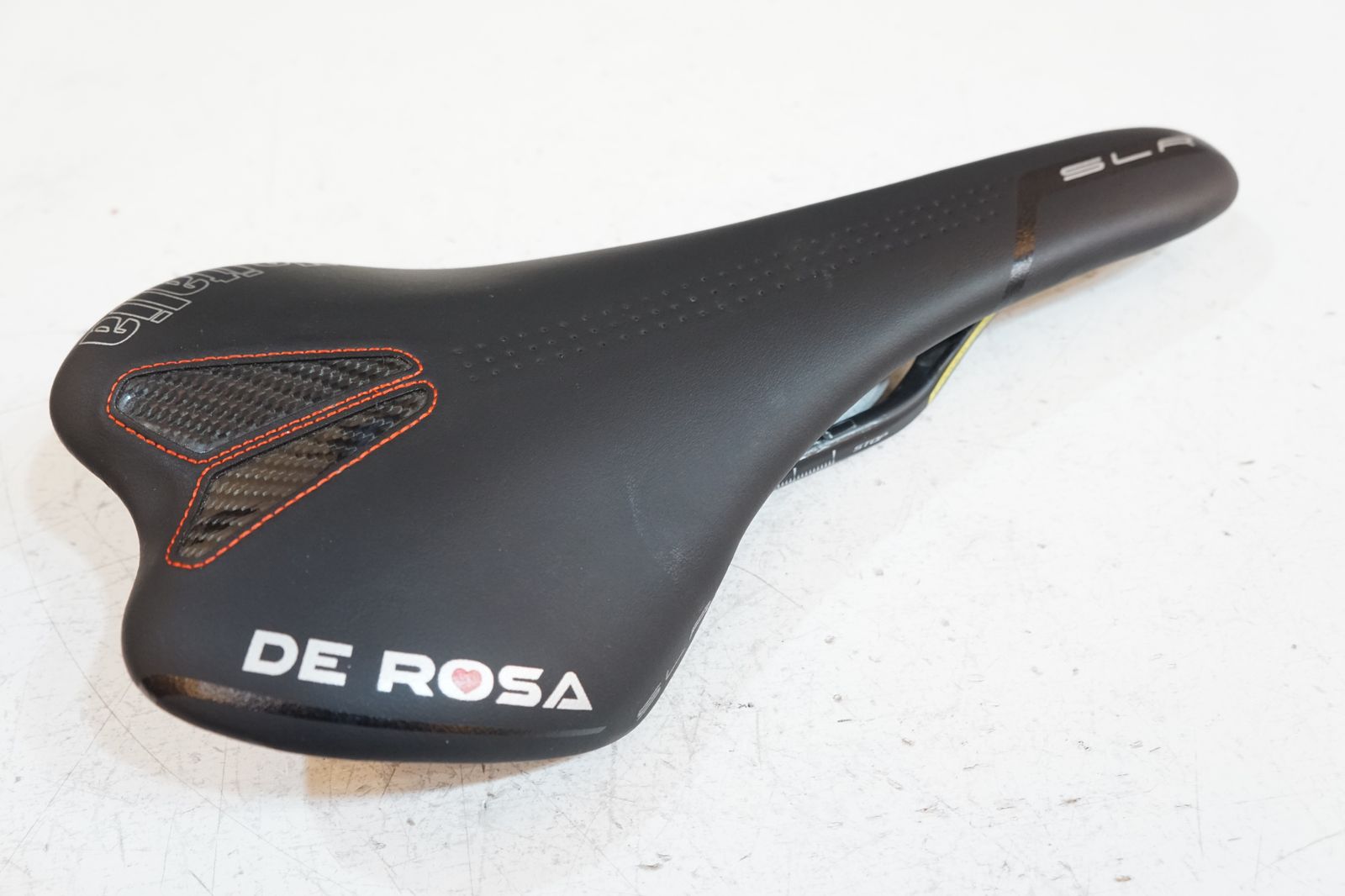 SELLE ITALIA 「セラ イタリア」 SLR DE ROSA サドル / バイチャリ浦和
